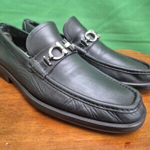 100 authentic Salvatore Ferragamo Leather Dress Loafers Men's Size: 9.5 D